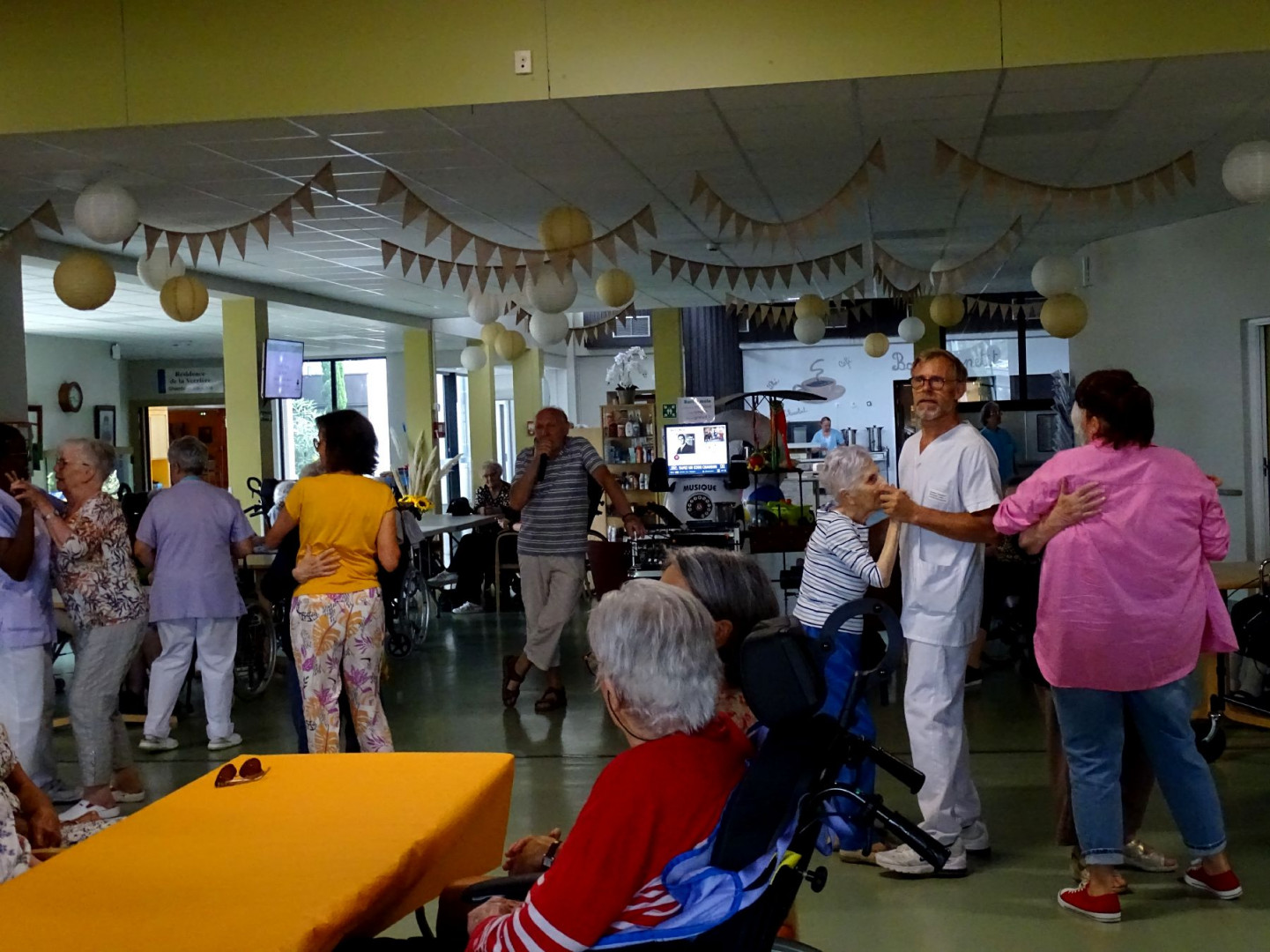 Anniversaires nés en aout fétés le 04 09 2024 (23)